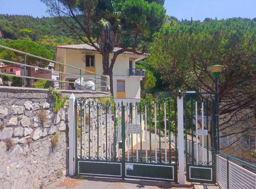 Forti Genova-Free Parking Castellaccio Apartment Exterior foto